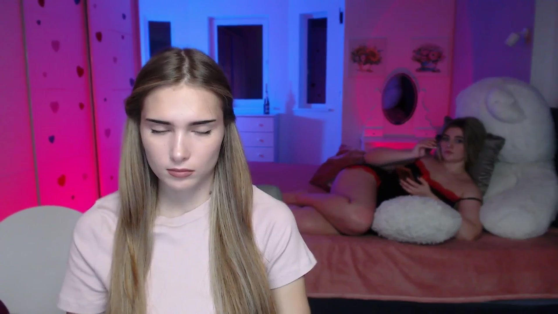 Gallery image thumbnail from Sirela's myfreecams stream on, 10/23/2025, 12:11 image 9 of 20