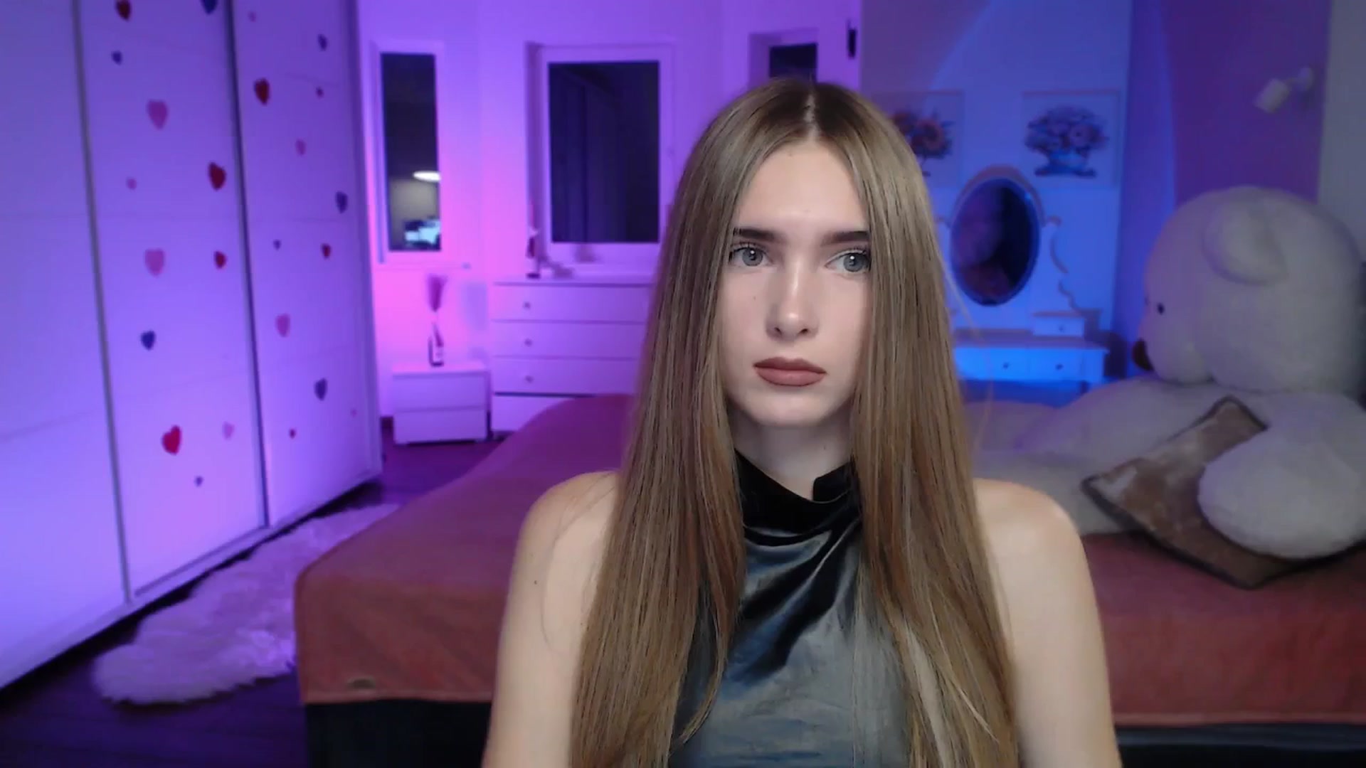 Gallery image thumbnail from Sirela's myfreecams stream on, 10/24/2025, 09:18 image 9 of 20