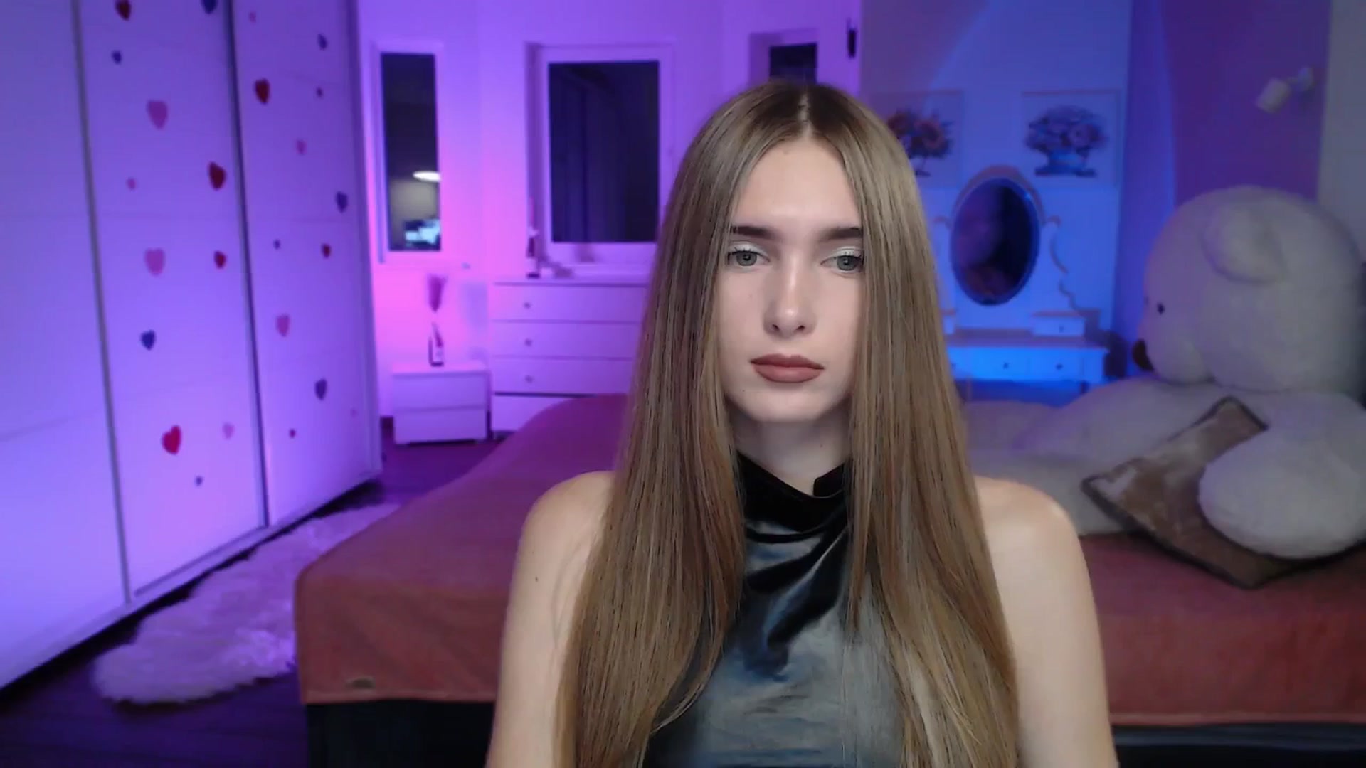 Gallery image thumbnail from Sirela's myfreecams stream on, 10/24/2025, 09:18 image 10 of 20