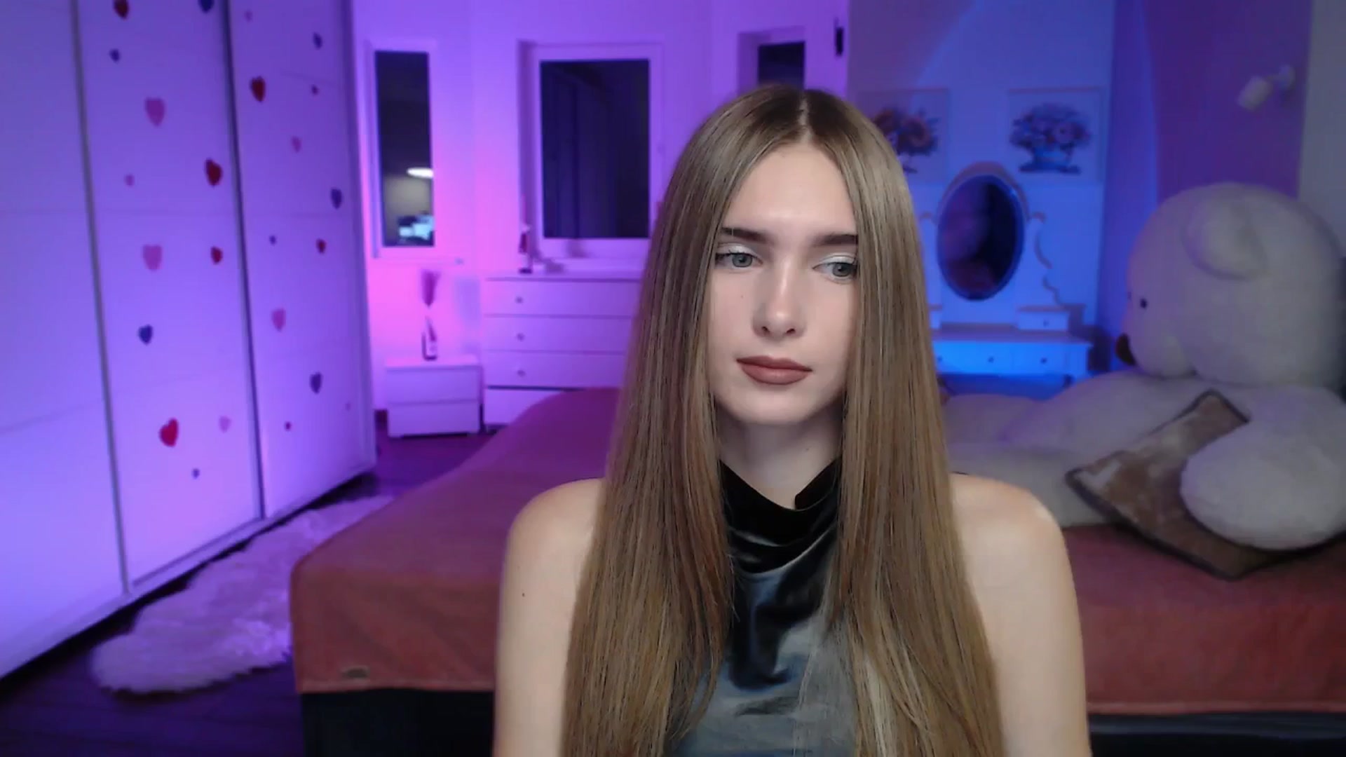 Gallery image thumbnail from Sirela's myfreecams stream on, 10/24/2025, 09:18 image 18 of 20