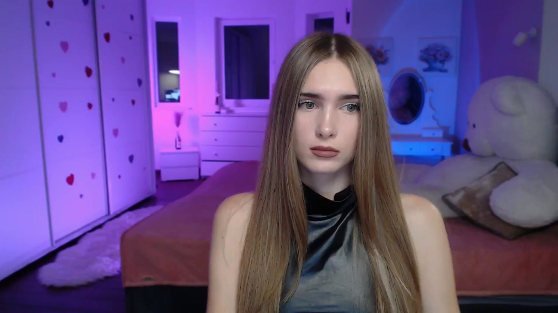 Gallery image thumbnail from Sirela's myfreecams stream on, 10/24/2025, 09:18 image 8 of 20