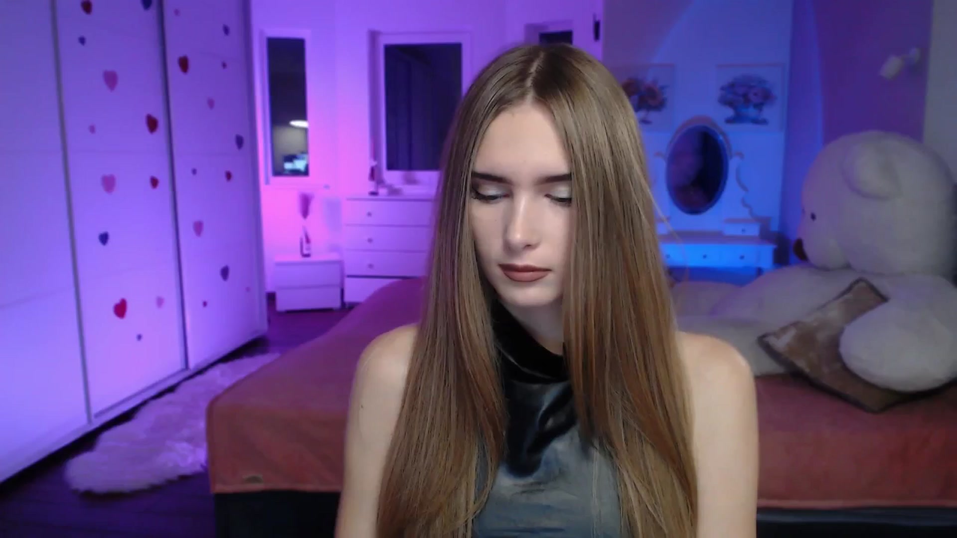 Gallery image thumbnail from Sirela's myfreecams stream on, 10/24/2025, 09:18 image 7 of 20