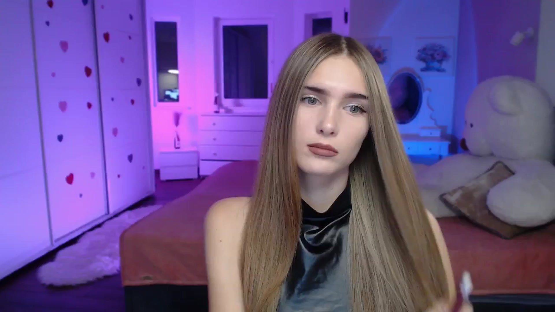 Gallery image thumbnail from Sirela's myfreecams stream on, 10/24/2025, 09:18 image 1 of 20