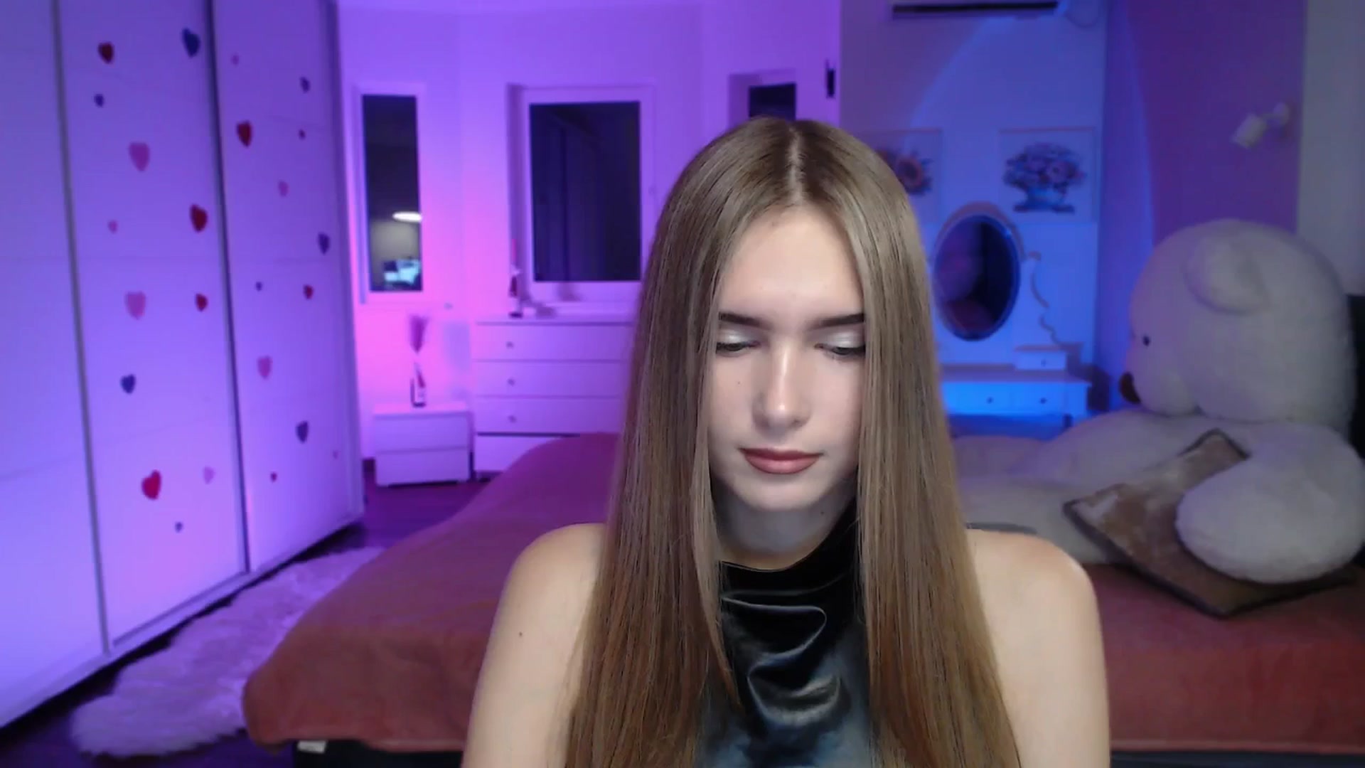 Gallery image thumbnail from Sirela's myfreecams stream on, 10/24/2025, 10:45 image 4 of 20
