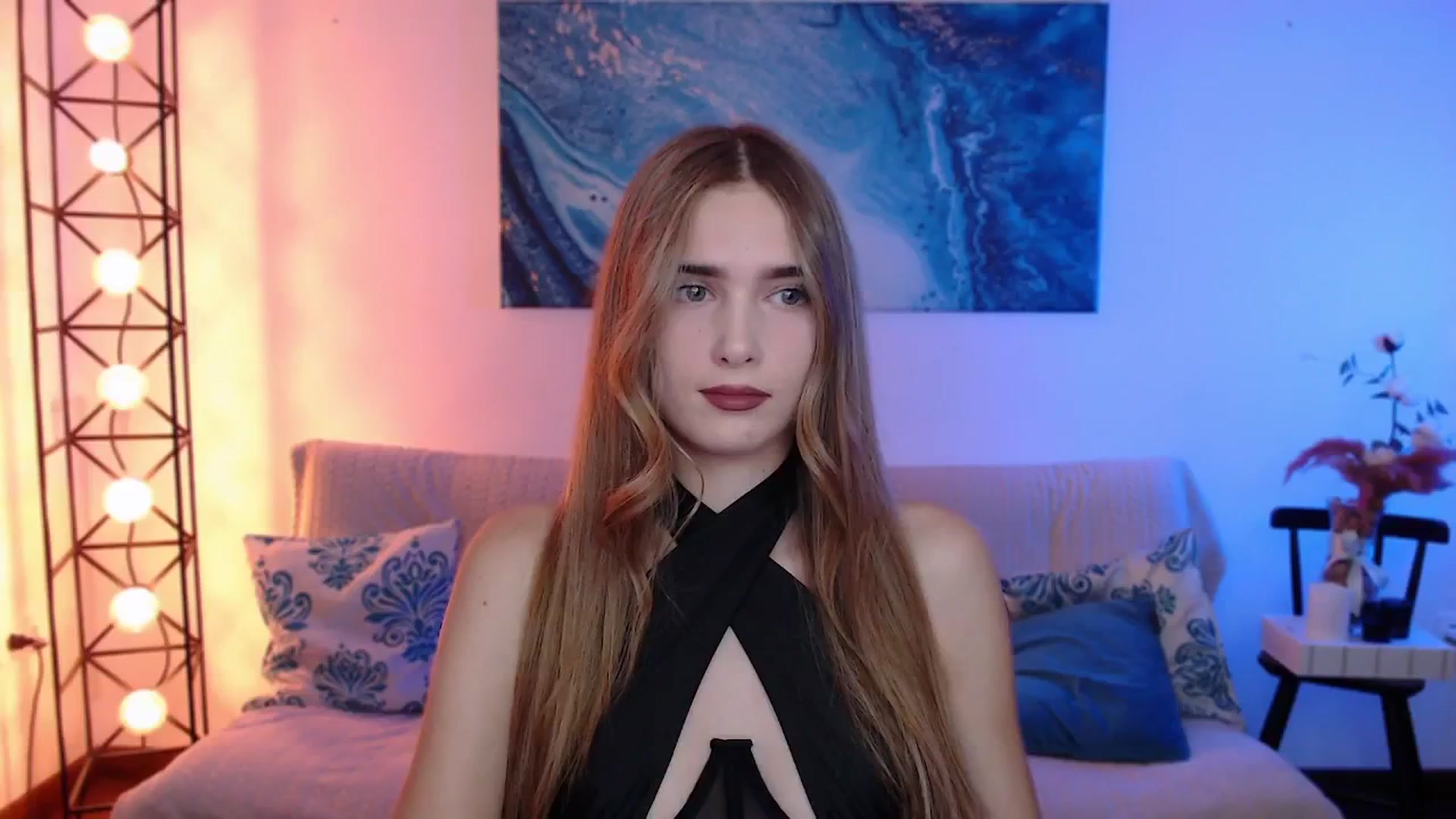Gallery image thumbnail from Sirela's myfreecams stream on, 10/26/2025, 14:39 image 5 of 20