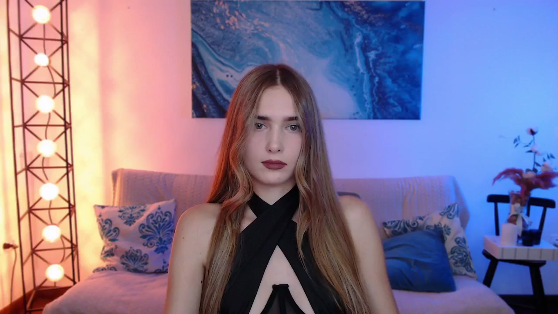 Gallery image thumbnail from Sirela's myfreecams stream on, 10/26/2025, 14:39 image 15 of 20