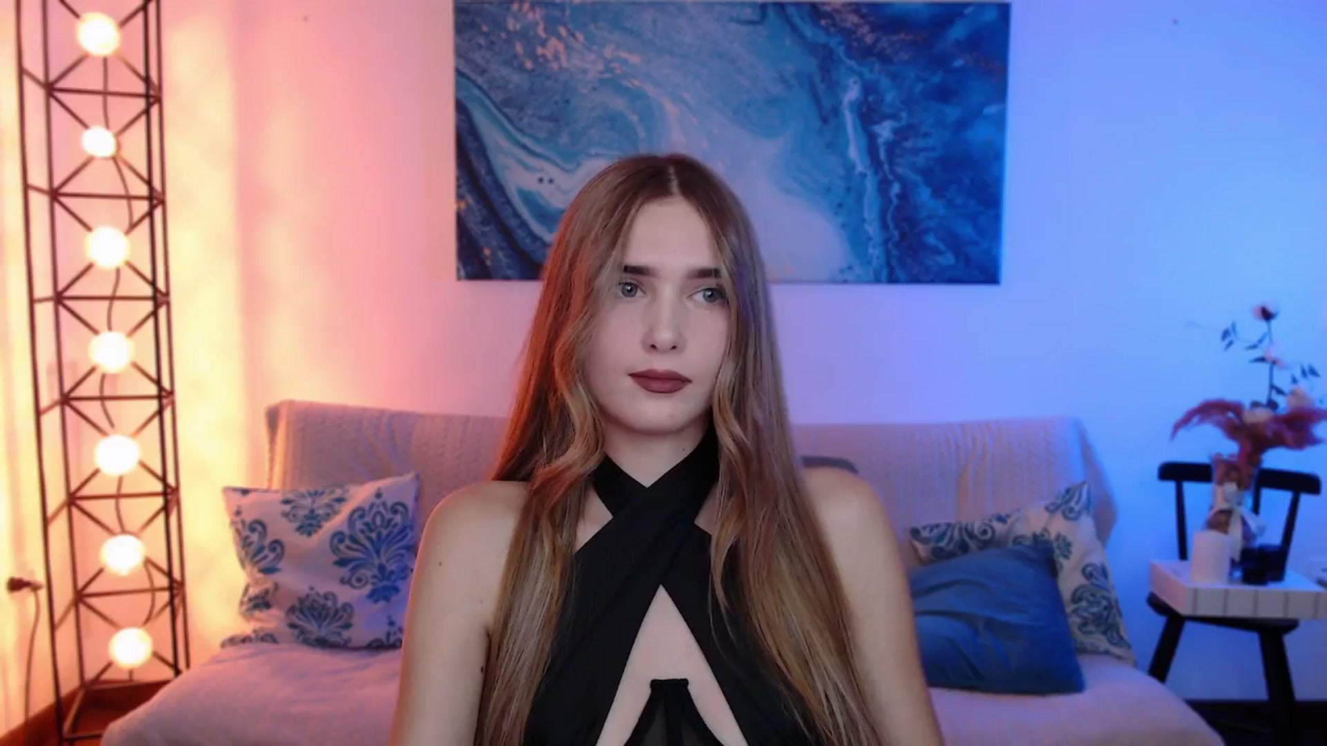 Gallery image thumbnail from Sirela's myfreecams stream on, 10/26/2025, 14:39 image 16 of 20