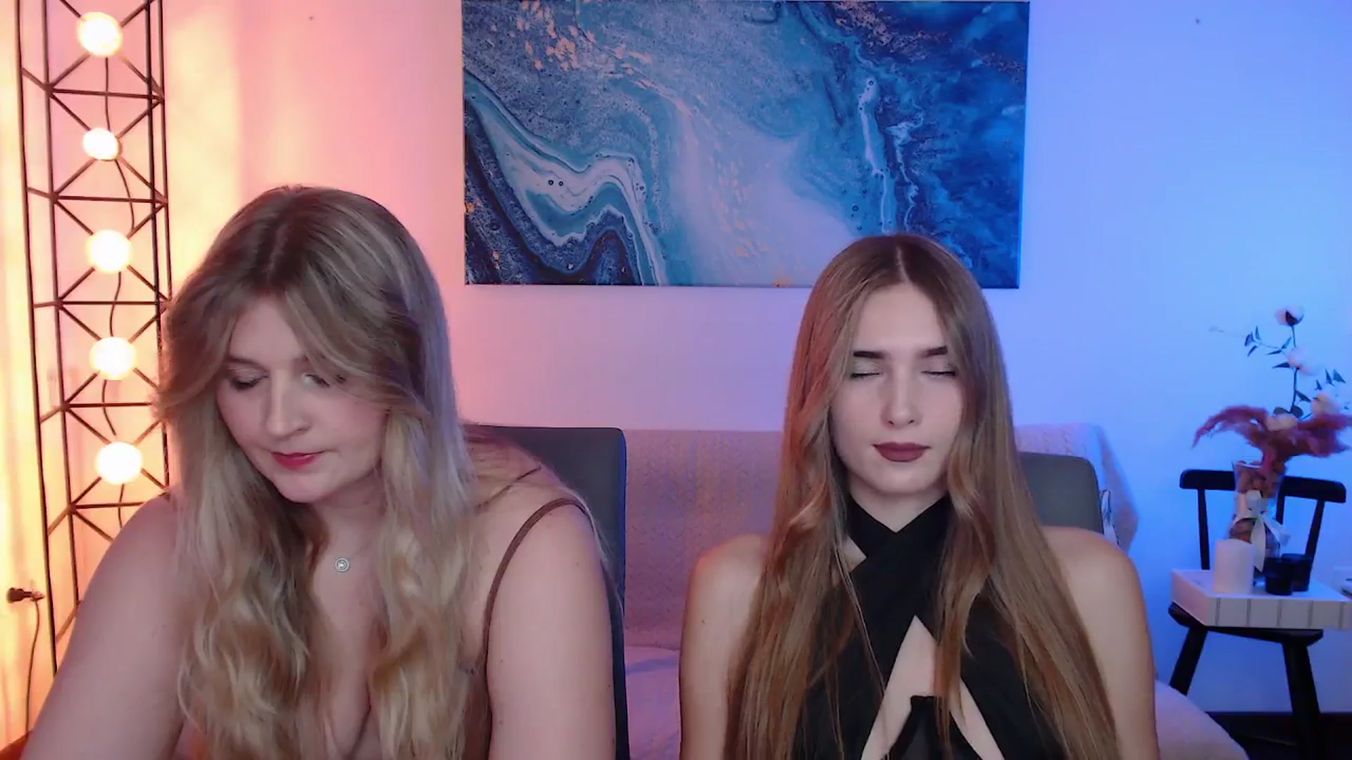 Gallery image thumbnail from Sirela's myfreecams stream on, 10/26/2025, 18:07 image 13 of 20