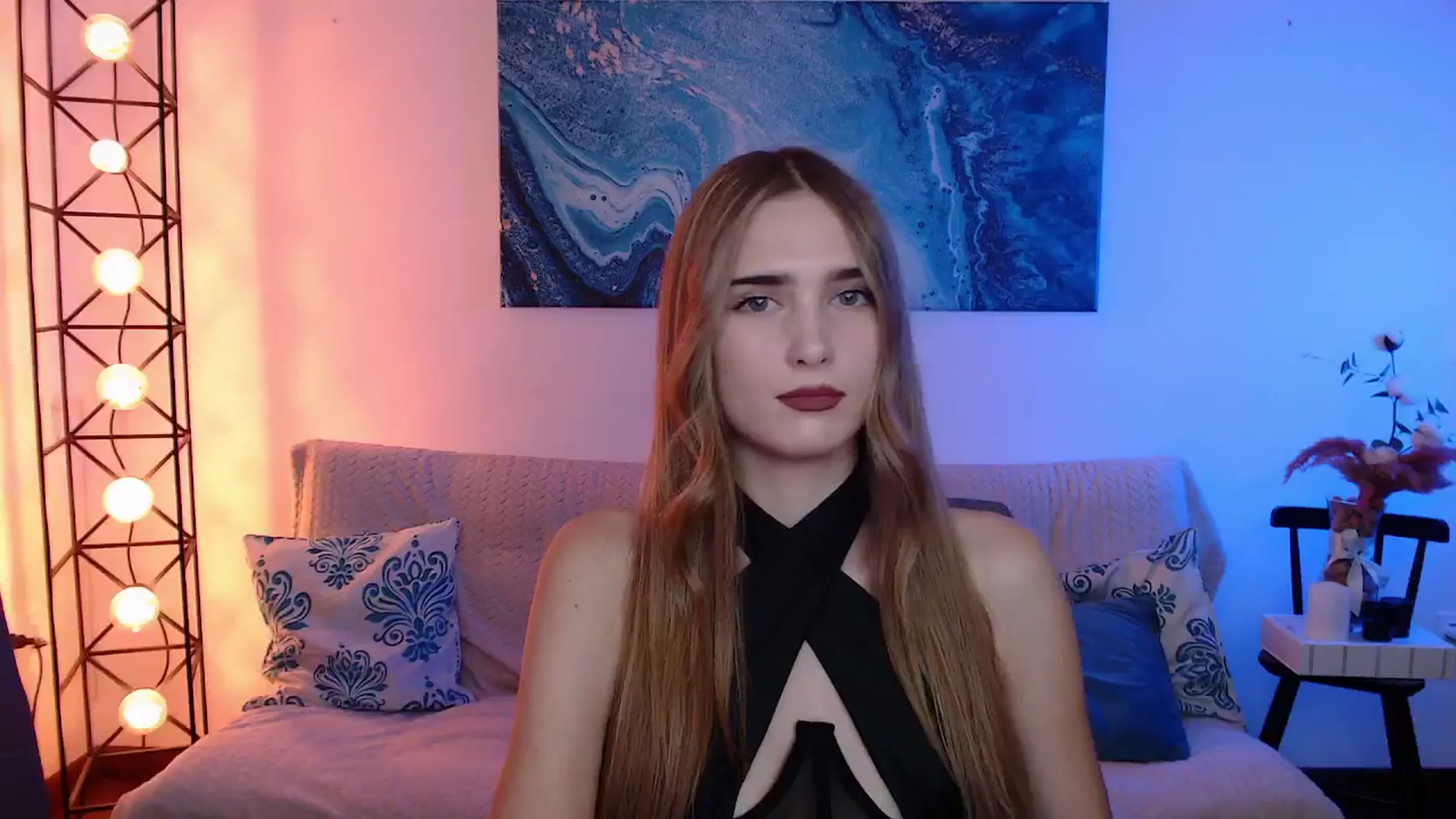Gallery image thumbnail from Sirela's myfreecams stream on, 10/26/2025, 18:07 image 16 of 20