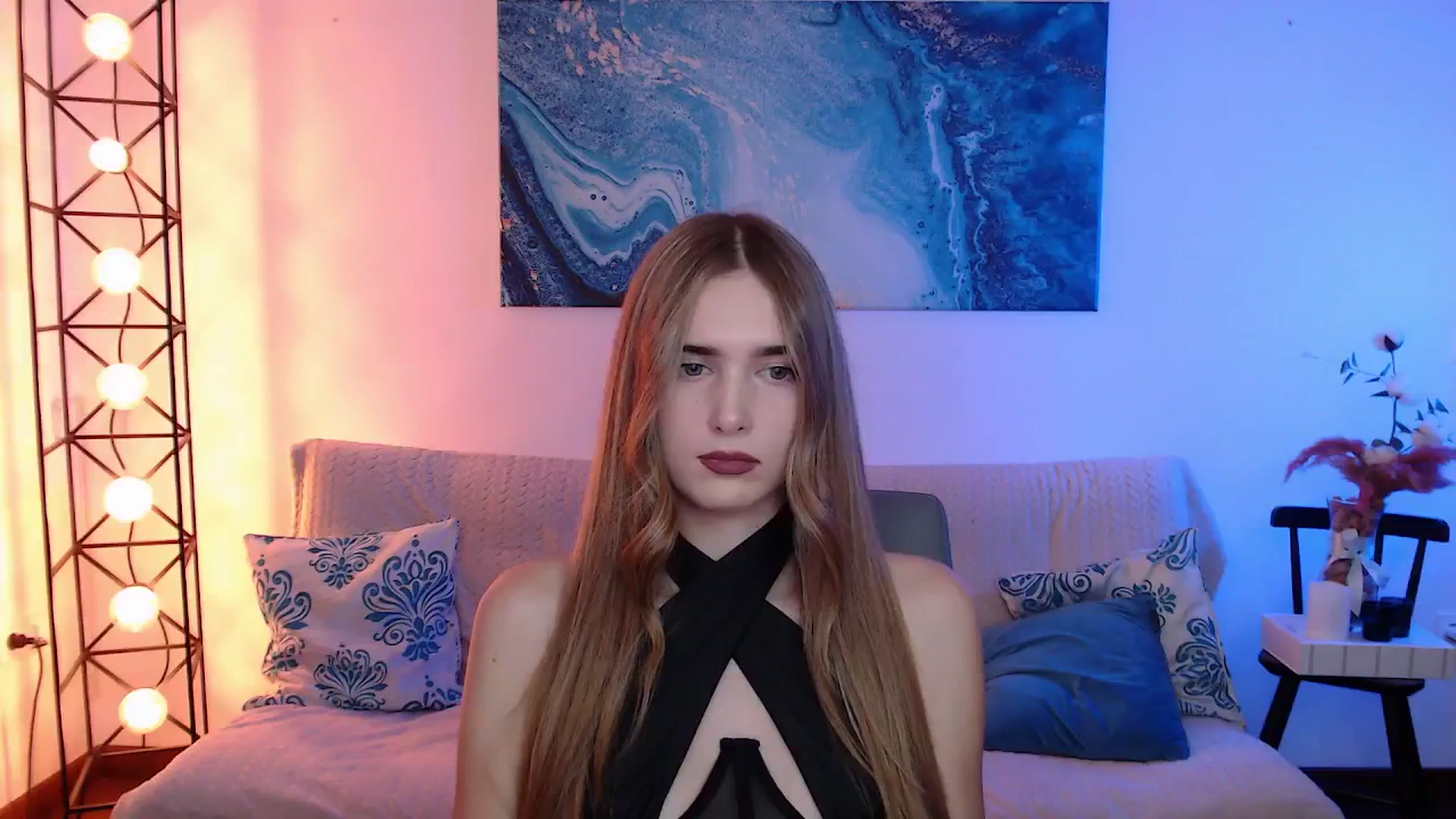 Gallery image thumbnail from Sirela's myfreecams stream on, 10/26/2025, 18:07 image 19 of 20