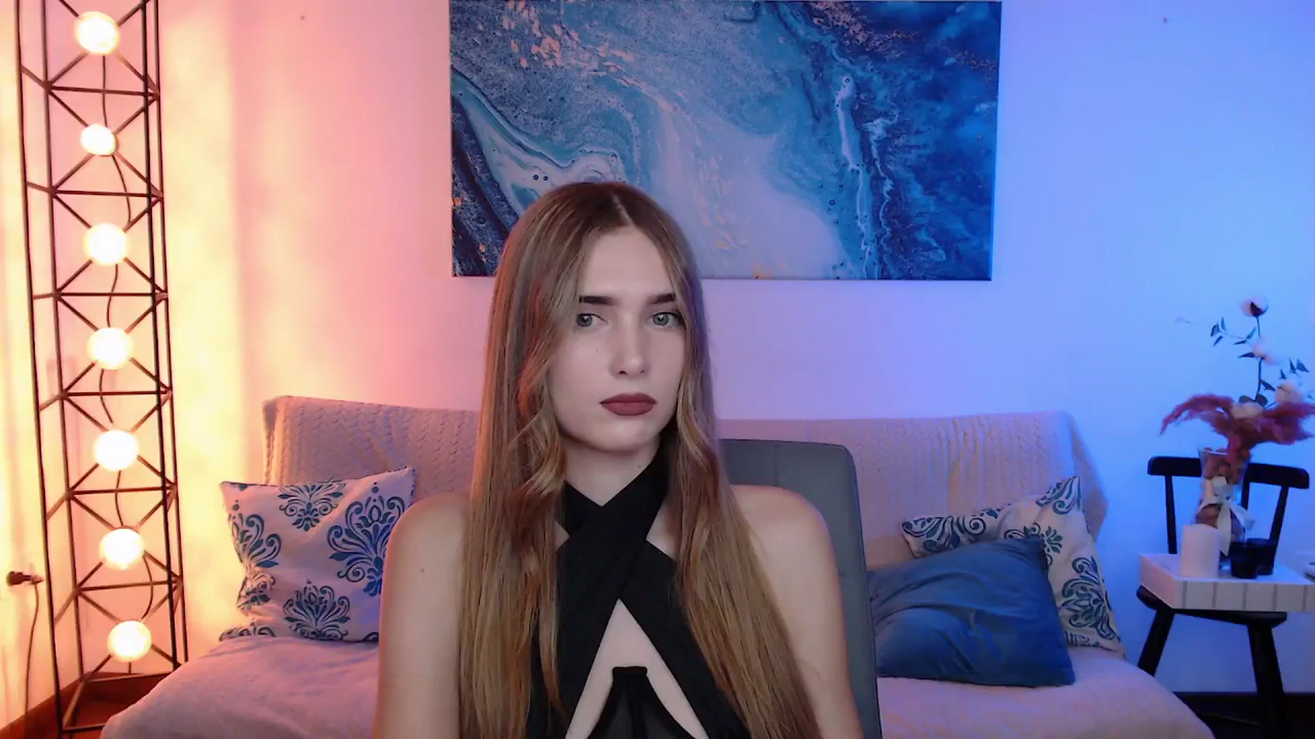 Gallery image thumbnail from Sirela's myfreecams stream on, 10/26/2025, 18:07 image 17 of 20