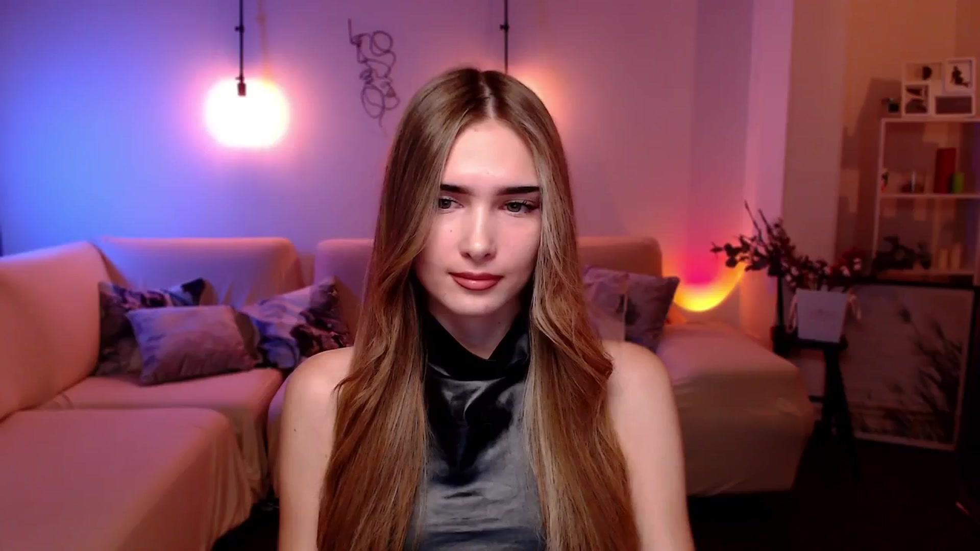 Gallery image thumbnail from Sirela's myfreecams stream on, 10/27/2025, 10:55 image 6 of 20