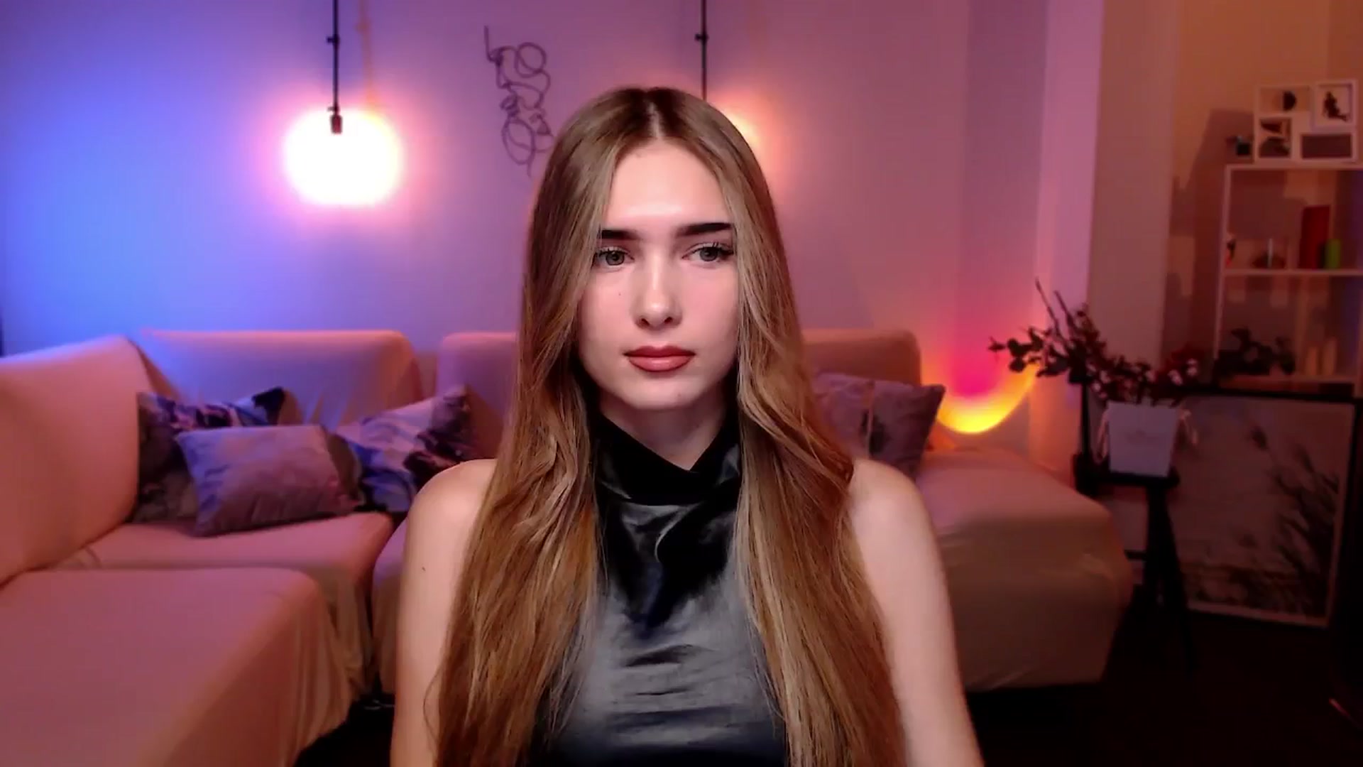 Gallery image thumbnail from Sirela's myfreecams stream on, 10/27/2025, 10:55 image 4 of 20
