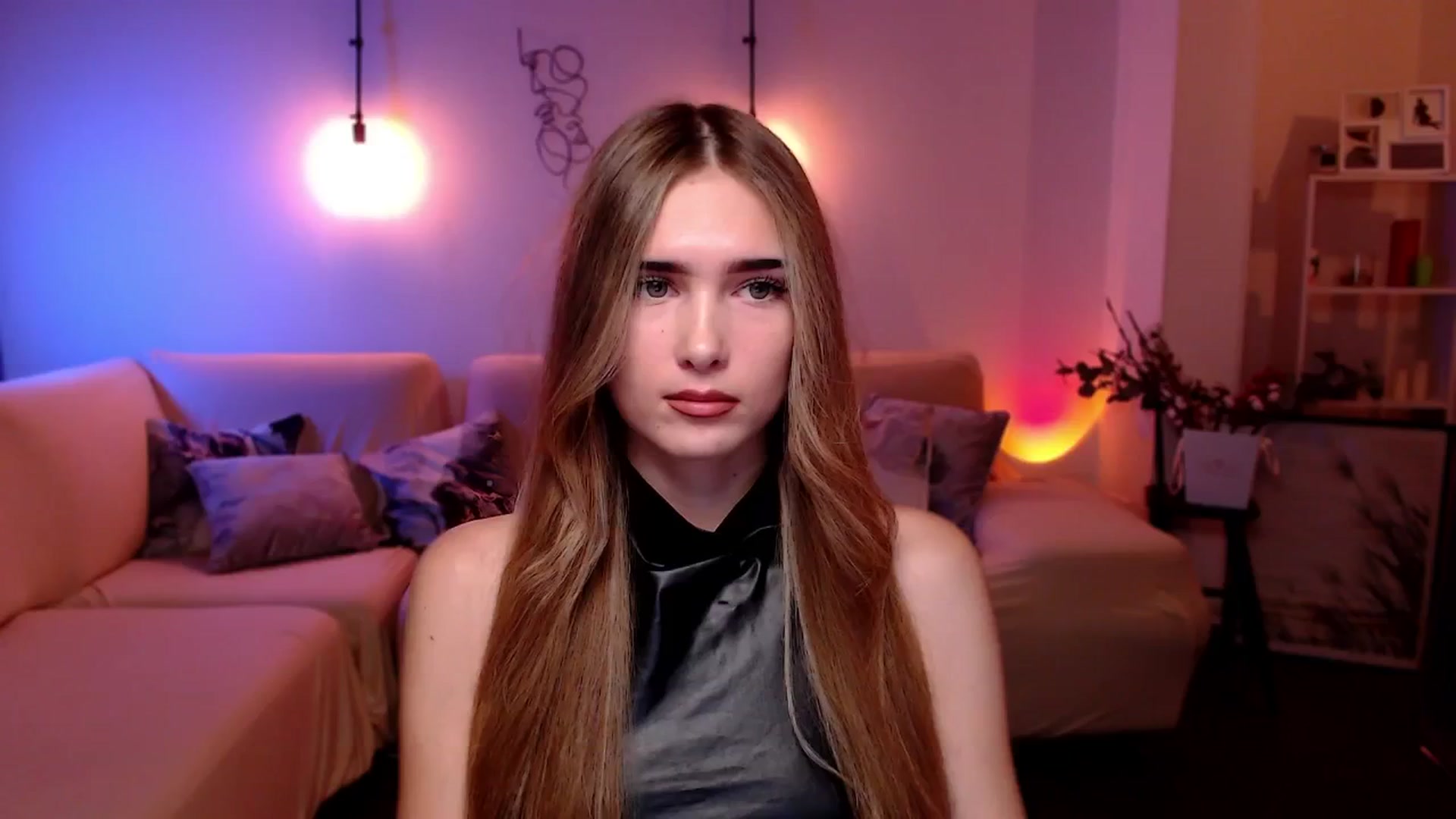 Gallery image thumbnail from Sirela's myfreecams stream on, 10/27/2025, 10:55 image 1 of 20