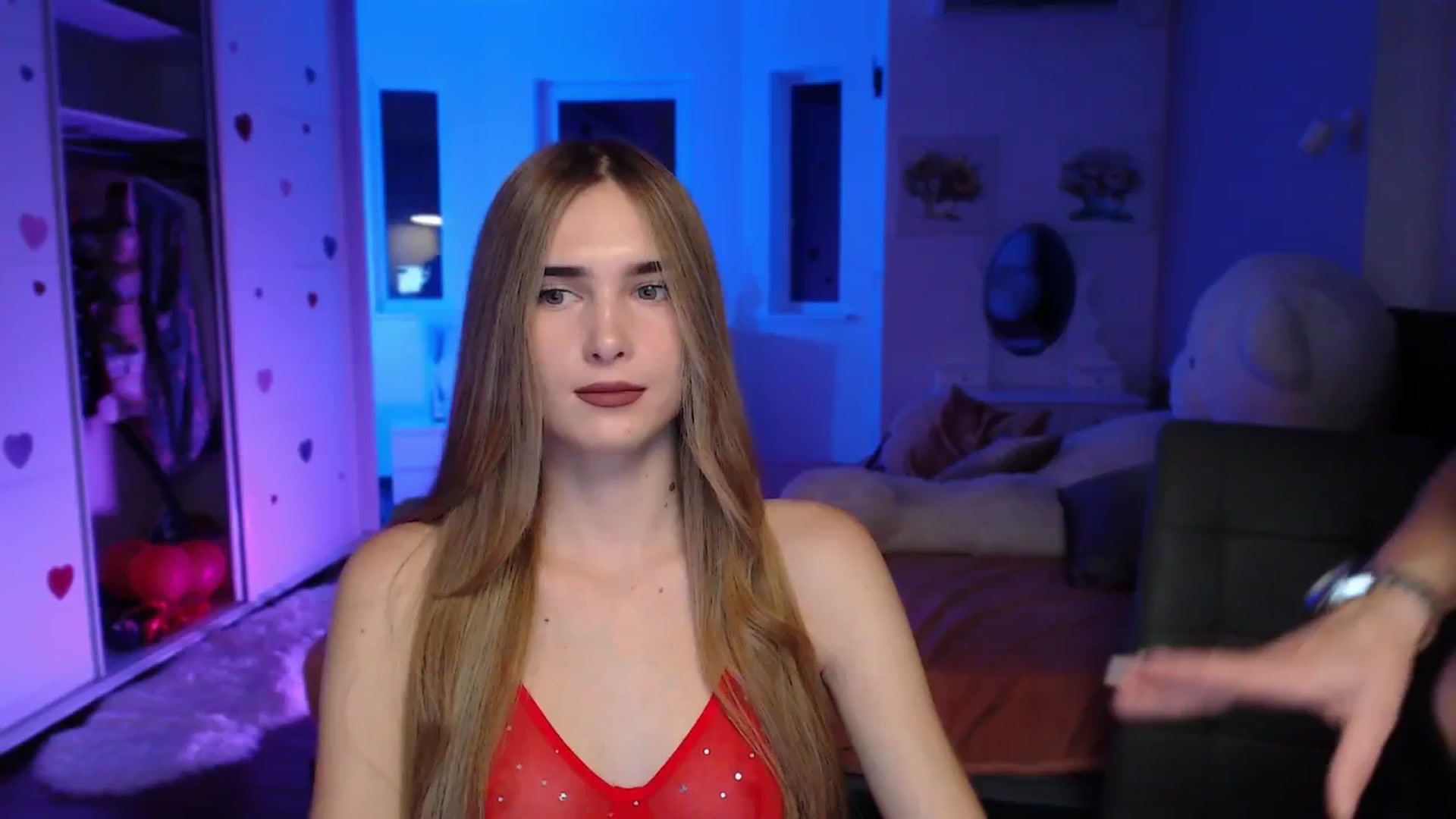 Gallery image thumbnail from Sirela's myfreecams stream on, 10/28/2025, 14:37 image 3 of 20