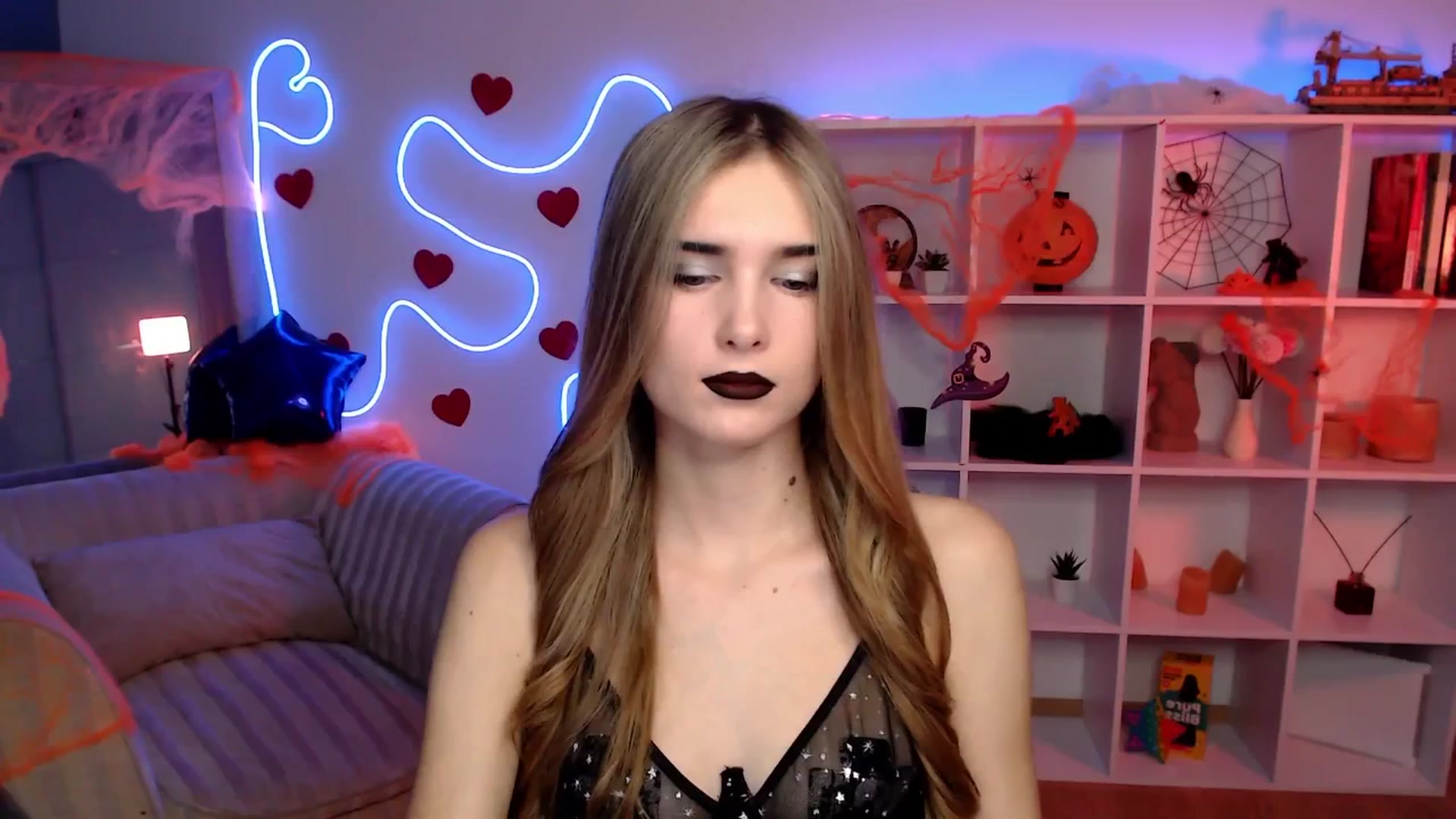 Gallery image thumbnail from Sirela's myfreecams stream on, 10/31/2025, 10:27 image 4 of 20