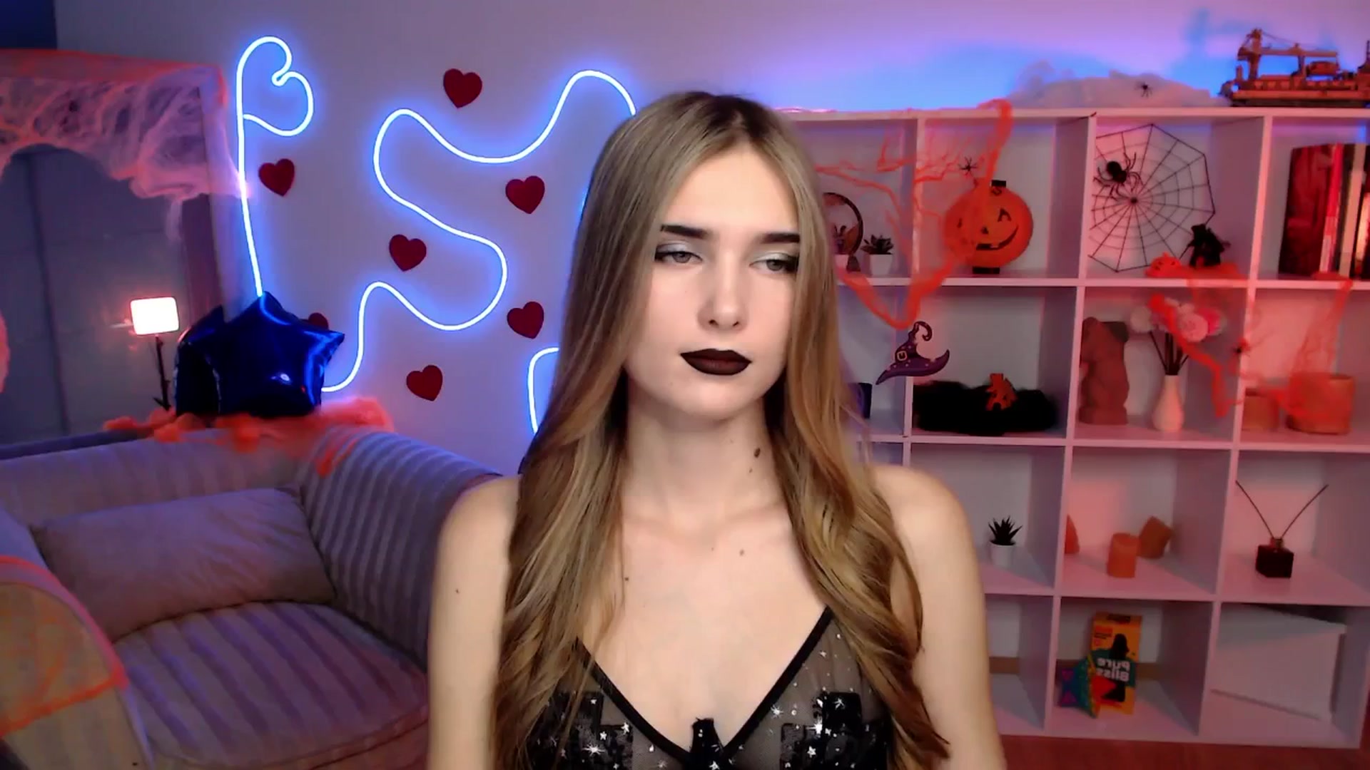 Gallery image thumbnail from Sirela's myfreecams stream on, 10/31/2025, 10:27 image 6 of 20