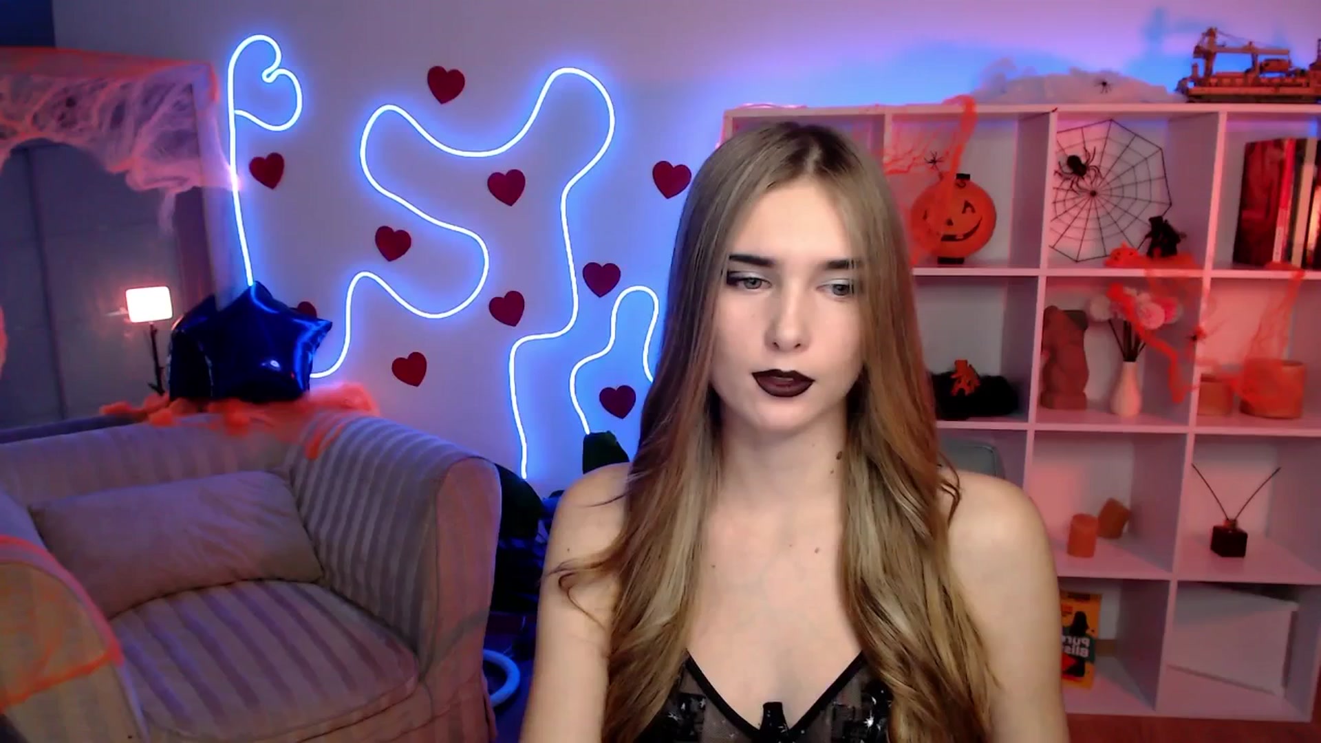 Gallery image thumbnail from Sirela's myfreecams stream on, 10/31/2025, 10:51 image 13 of 20