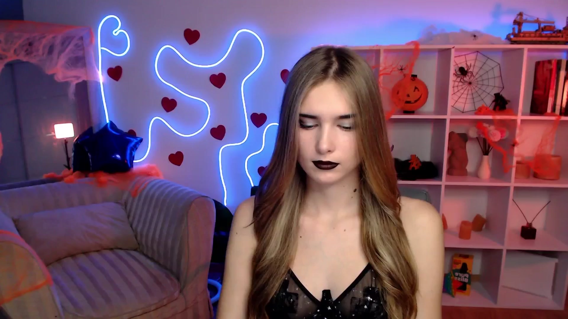 Gallery image thumbnail from Sirela's myfreecams stream on, 10/31/2025, 10:51 image 8 of 20