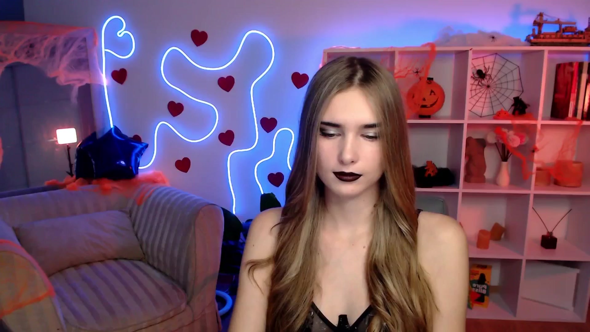 Gallery image thumbnail from Sirela's myfreecams stream on, 10/31/2025, 10:51 image 14 of 20