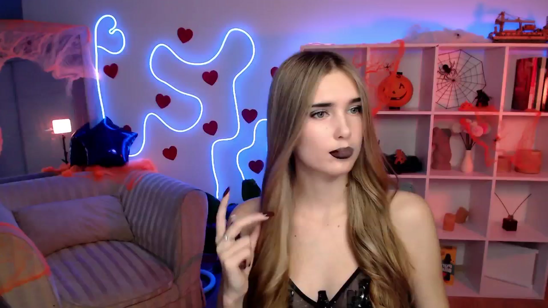 Gallery image thumbnail from Sirela's myfreecams stream on, 10/31/2025, 10:51 image 12 of 20