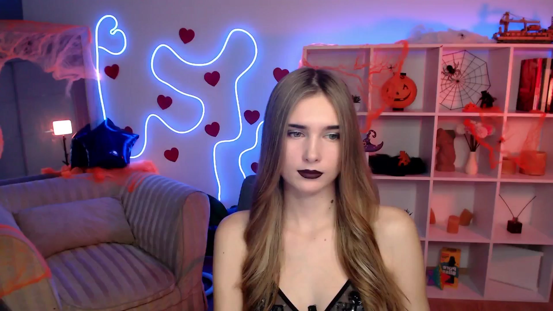 Gallery image thumbnail from Sirela's myfreecams stream on, 10/31/2025, 11:40 image 16 of 20