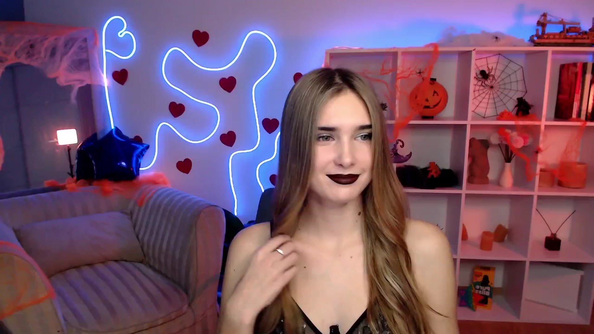 Gallery image thumbnail from Sirela's myfreecams stream on, 10/31/2025, 11:40 image 6 of 20