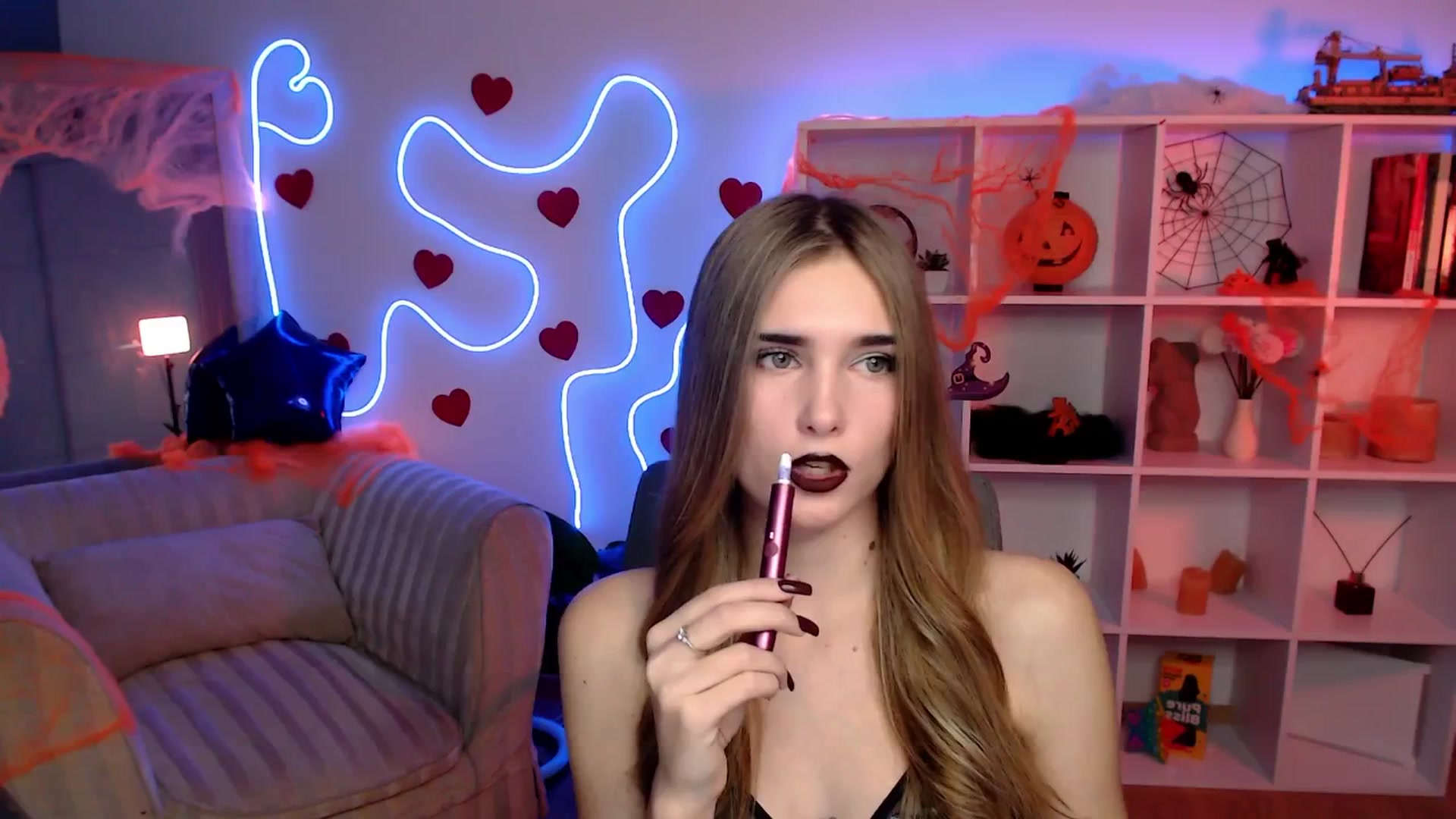 Gallery image thumbnail from Sirela's myfreecams stream on, 10/31/2025, 11:40 image 17 of 20