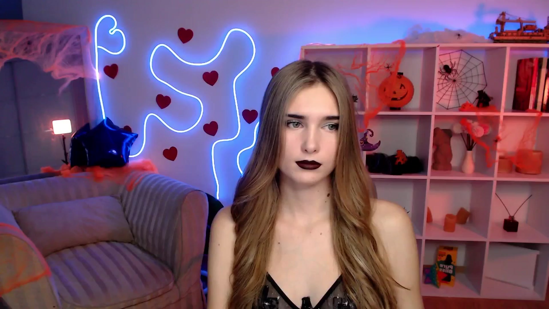 Gallery image thumbnail from Sirela's myfreecams stream on, 10/31/2025, 11:40 image 3 of 20