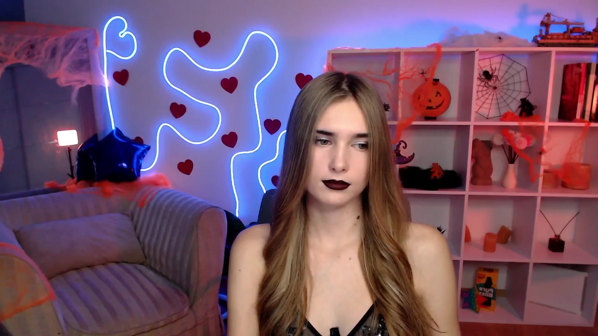 Gallery image thumbnail from Sirela's myfreecams stream on, 10/31/2025, 11:40 image 18 of 20