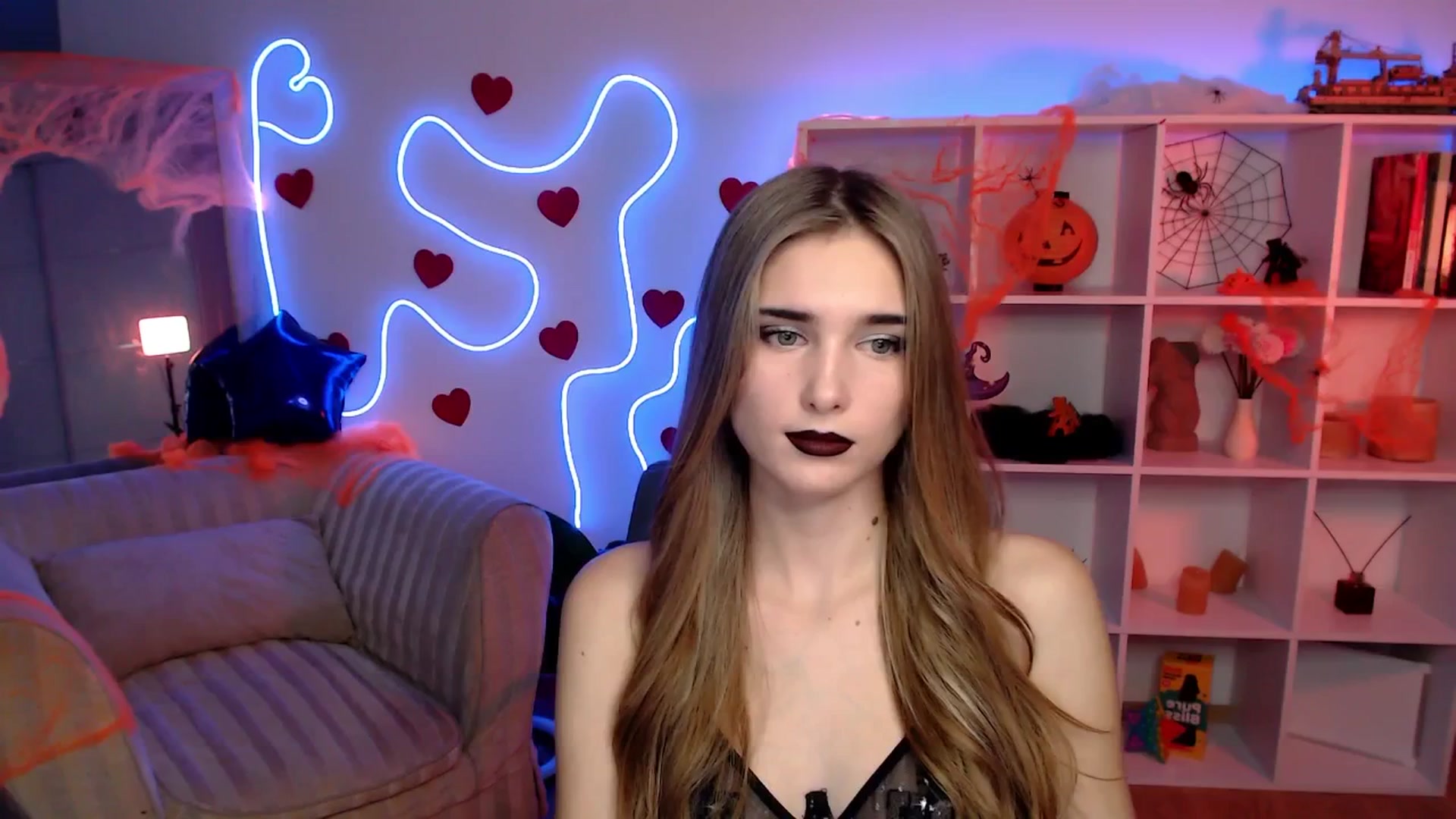 Gallery image thumbnail from Sirela's myfreecams stream on, 10/31/2025, 11:40 image 7 of 20