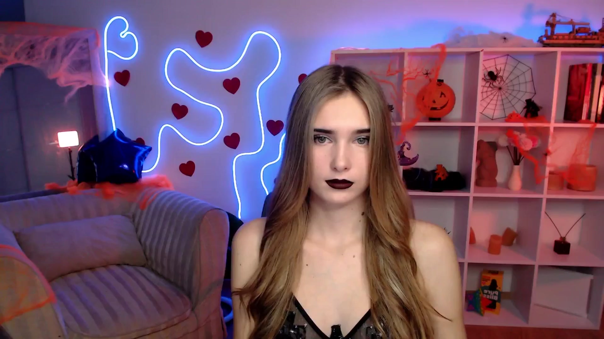 Gallery image thumbnail from Sirela's myfreecams stream on, 10/31/2025, 11:40 image 2 of 20