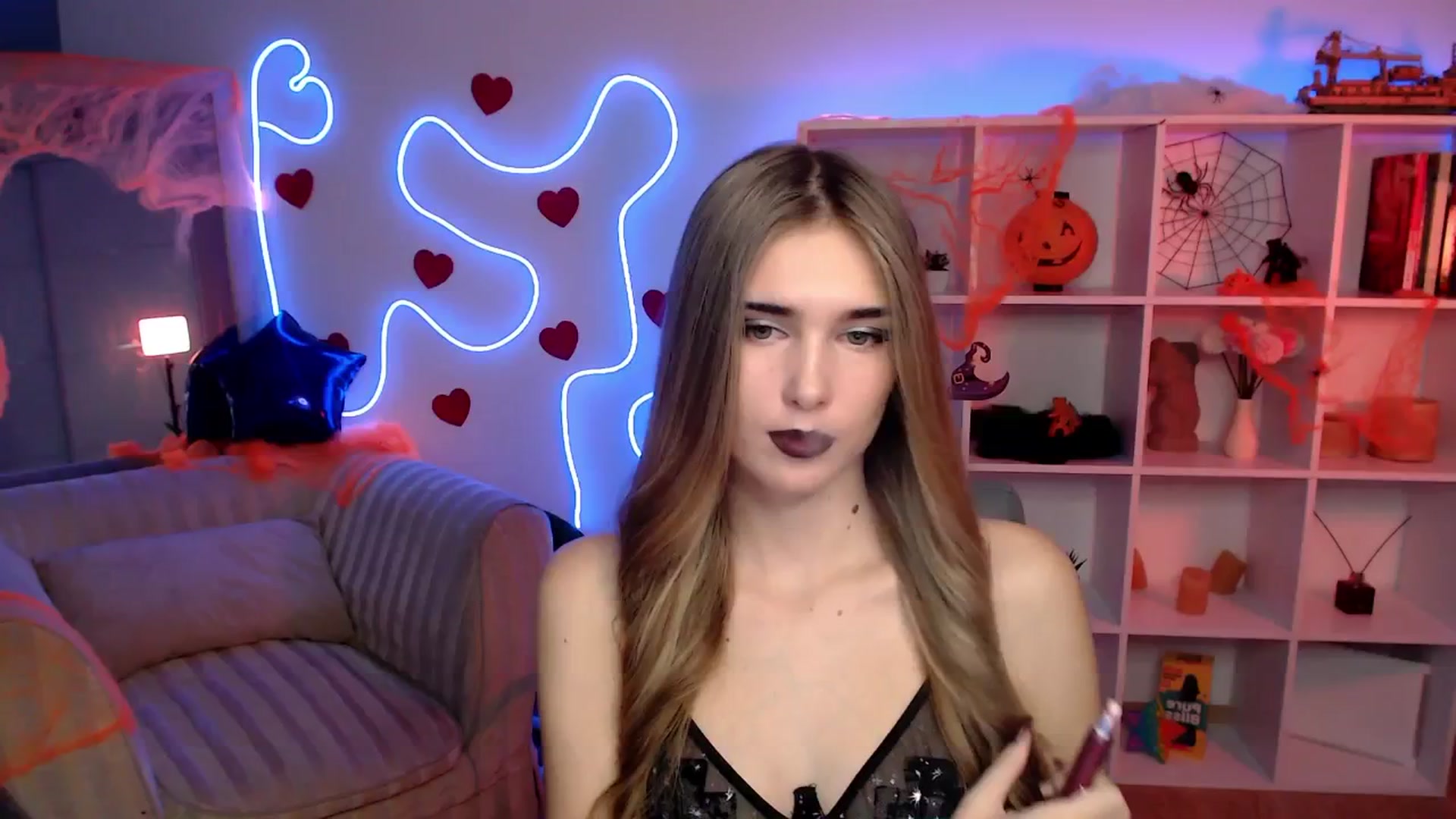 Gallery image thumbnail from Sirela's myfreecams stream on, 10/31/2025, 12:26 image 1 of 20