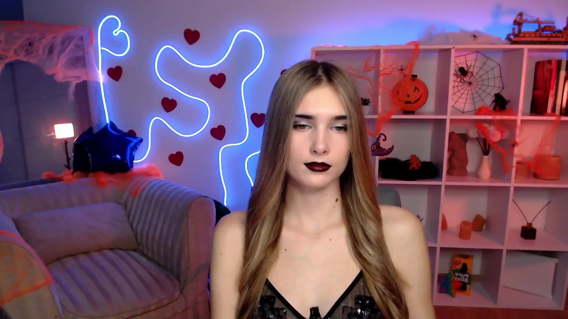 Gallery image thumbnail from Sirela's myfreecams stream on, 10/31/2025, 12:26 image 12 of 20