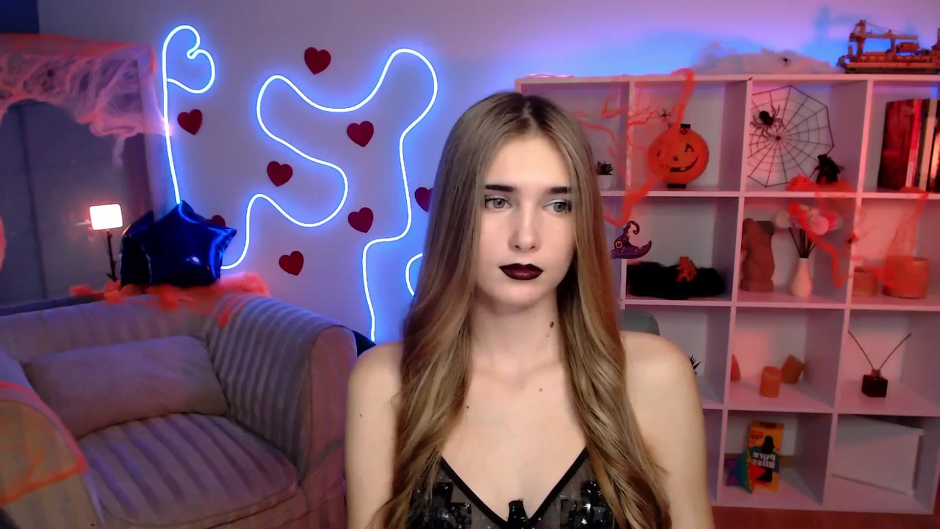 Gallery image thumbnail from Sirela's myfreecams stream on, 10/31/2025, 12:26 image 3 of 20