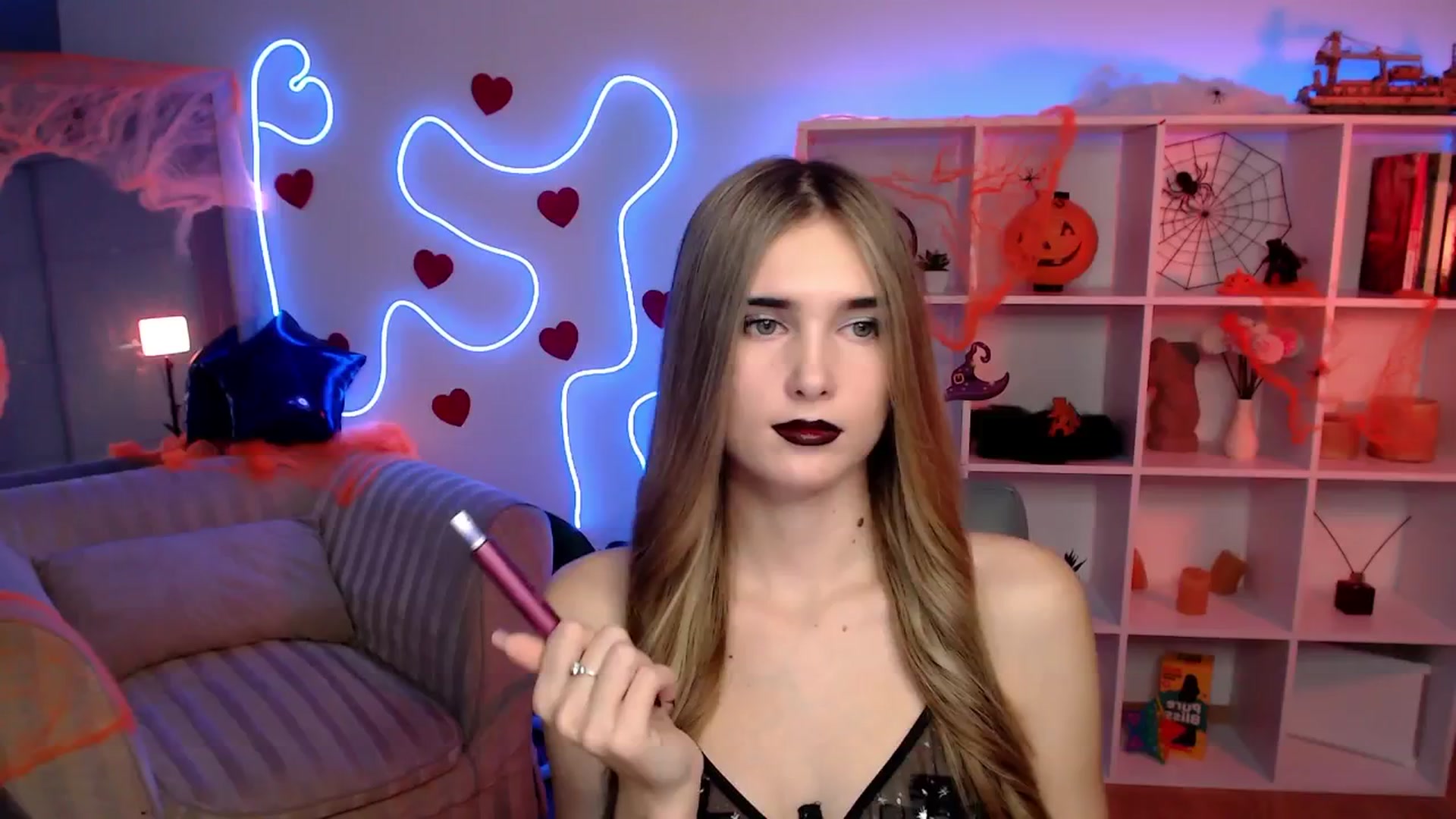 Gallery image thumbnail from Sirela's myfreecams stream on, 10/31/2025, 12:26 image 15 of 20
