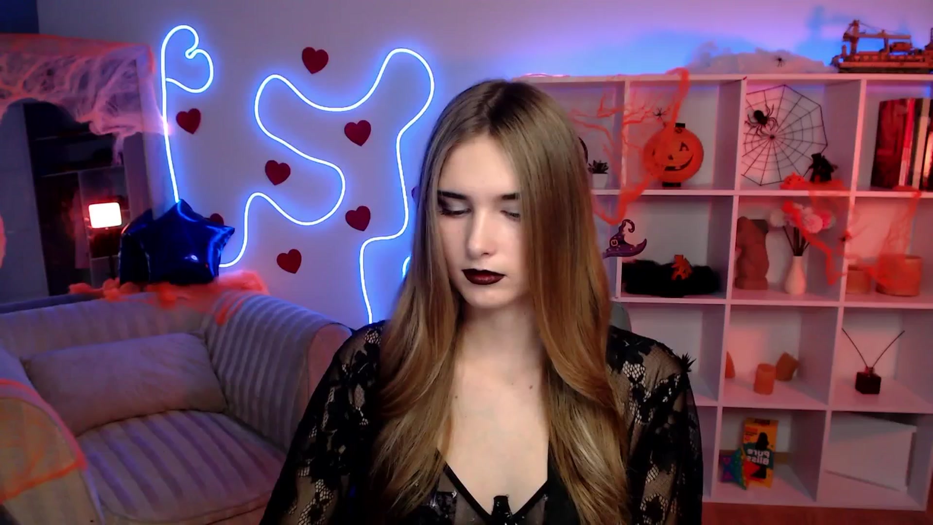Gallery image thumbnail from Sirela's myfreecams stream on, 10/31/2025, 13:58 image 17 of 20
