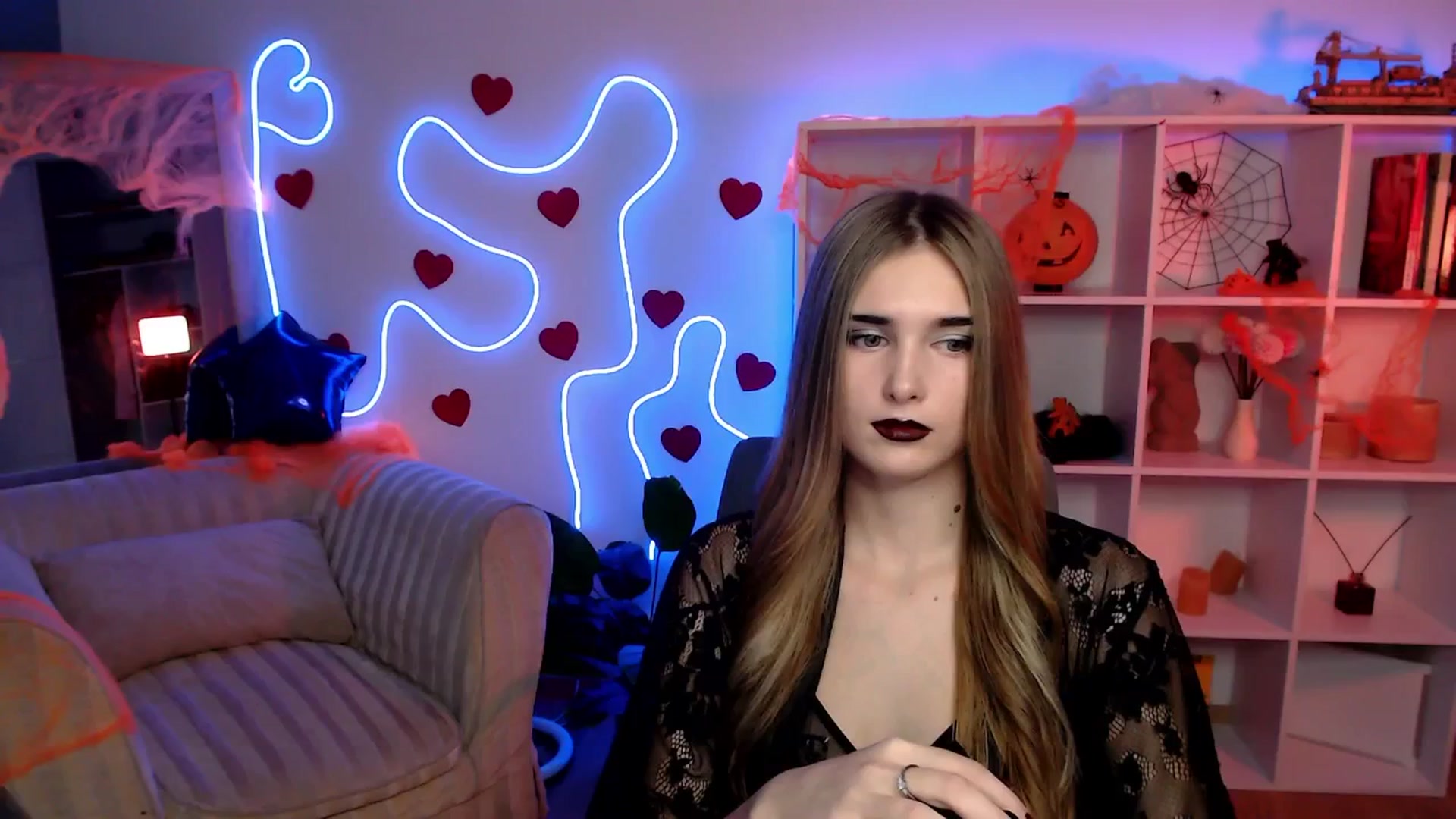Gallery image thumbnail from Sirela's myfreecams stream on, 10/31/2025, 14:24 image 3 of 20