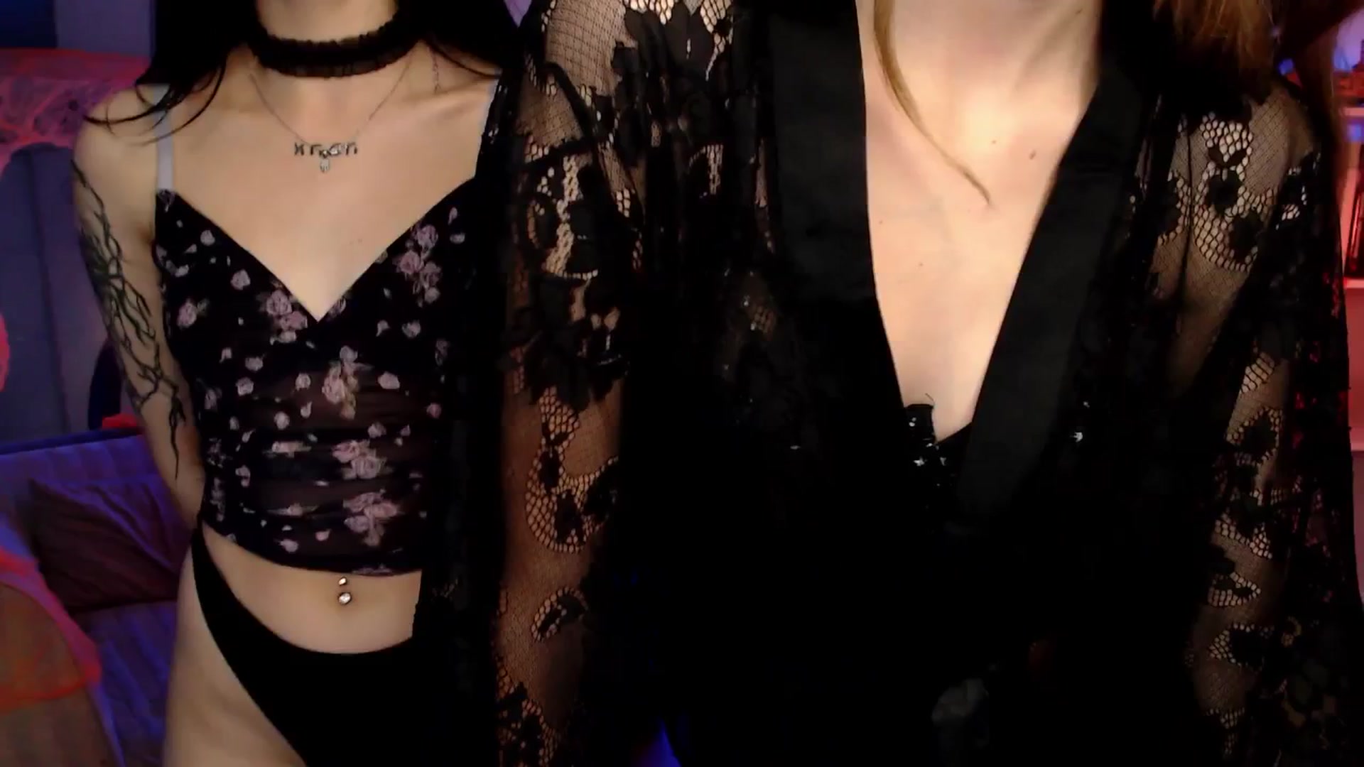 Gallery image thumbnail from Sirela's myfreecams stream on, 10/31/2025, 16:54 image 6 of 20