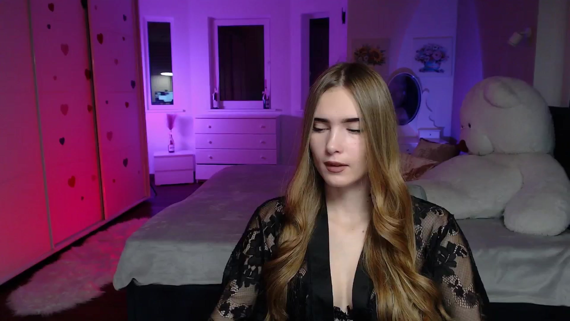 Gallery image thumbnail from Sirela's myfreecams stream on, 11/01/2025, 11:05 image 14 of 20