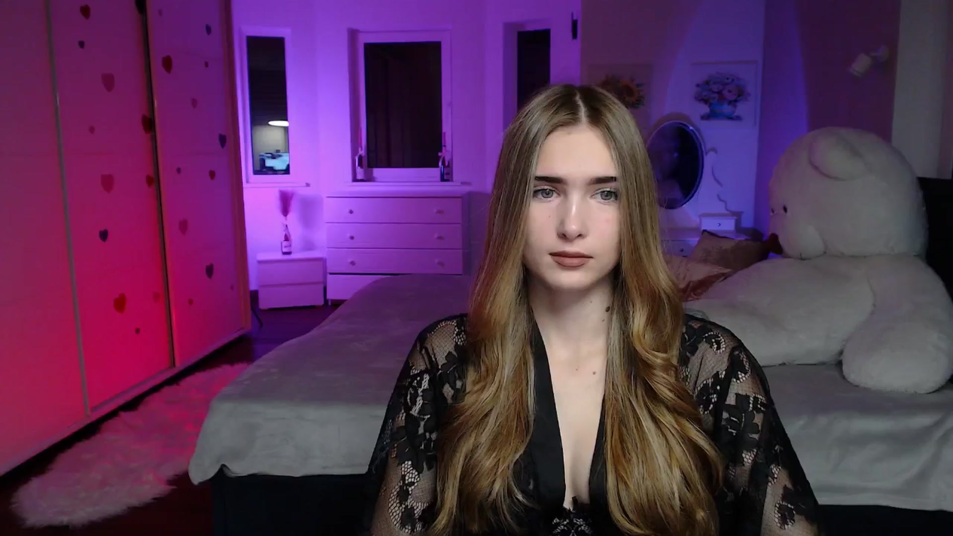Gallery image thumbnail from Sirela's myfreecams stream on, 11/01/2025, 11:05 image 1 of 20