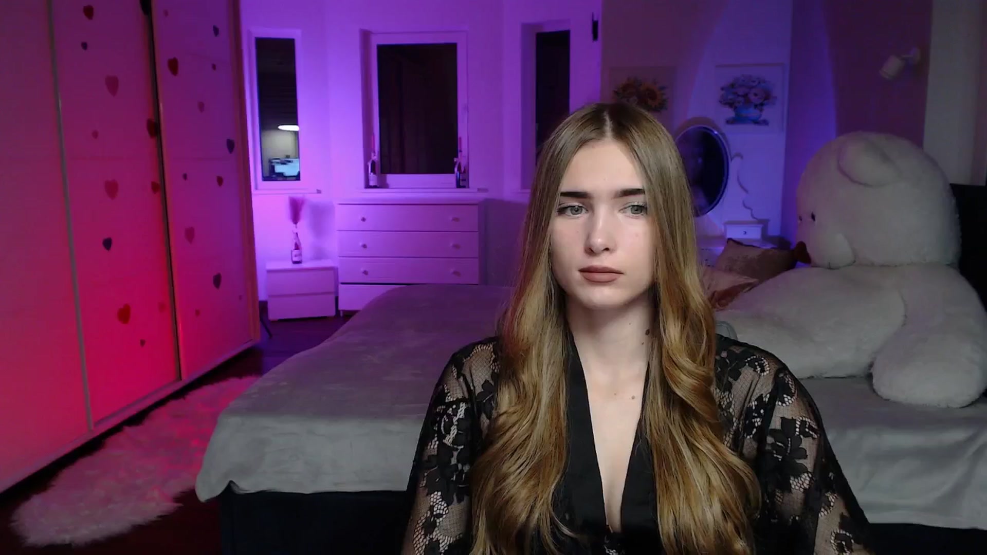 Gallery image thumbnail from Sirela's myfreecams stream on, 11/01/2025, 11:05 image 7 of 20