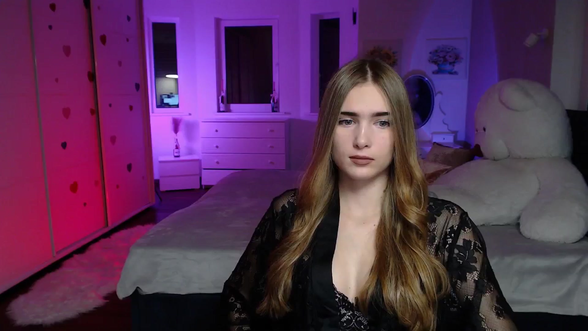 Gallery image thumbnail from Sirela's myfreecams stream on, 11/01/2025, 11:05 image 10 of 20