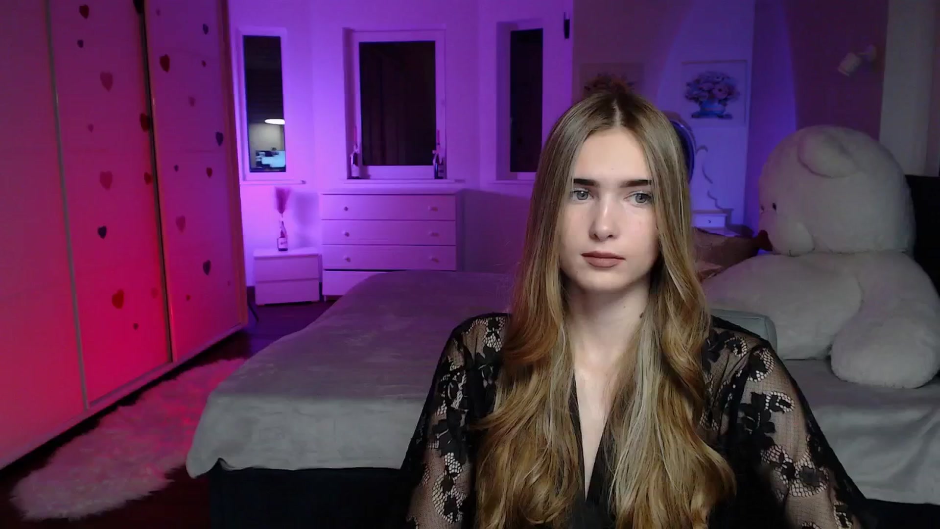 Gallery image thumbnail from Sirela's myfreecams stream on, 11/01/2025, 11:21 image 8 of 20