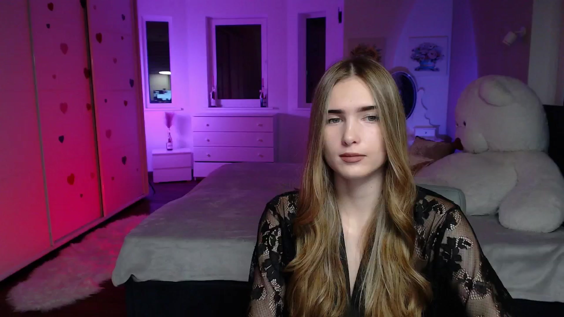 Gallery image thumbnail from Sirela's myfreecams stream on, 11/01/2025, 11:21 image 7 of 20