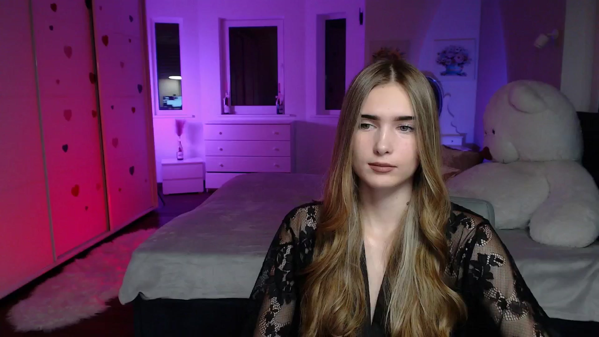 Gallery image thumbnail from Sirela's myfreecams stream on, 11/01/2025, 11:21 image 10 of 20