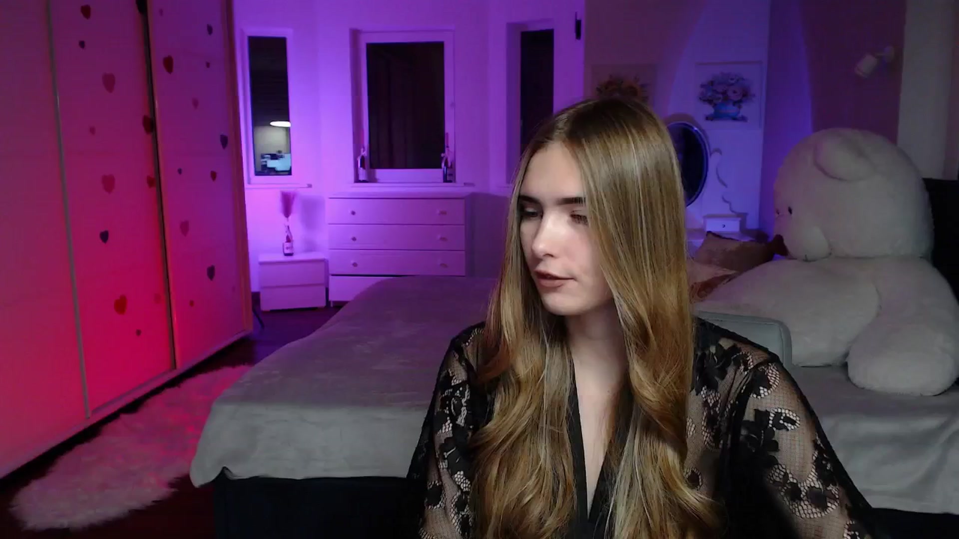 Gallery image thumbnail from Sirela's myfreecams stream on, 11/01/2025, 11:21 image 4 of 20