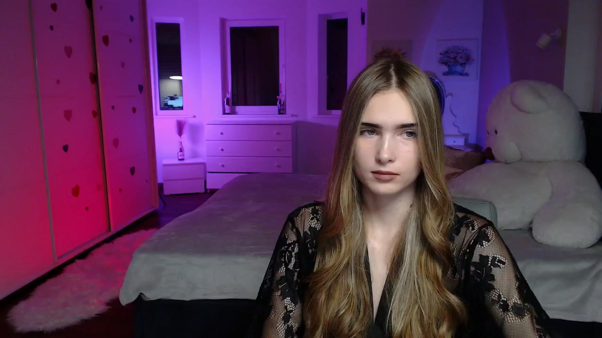 Gallery image thumbnail from Sirela's myfreecams stream on, 11/01/2025, 11:21 image 15 of 20