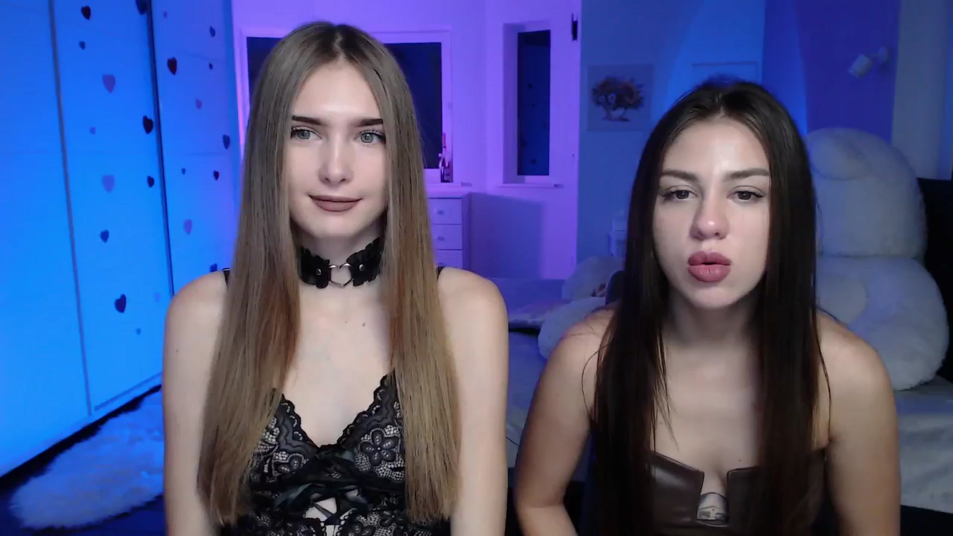 Gallery image thumbnail from Sirela's myfreecams stream on, 11/03/2025, 10:33 image 1 of 20