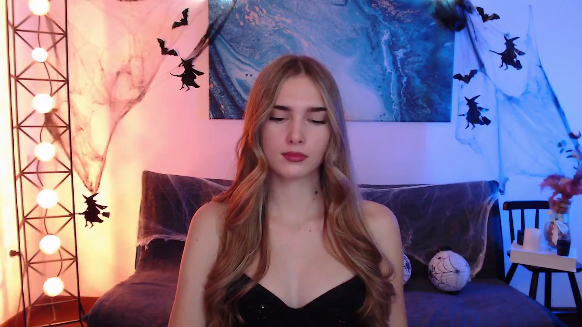 Gallery image thumbnail from Sirela's myfreecams stream on, 11/04/2025, 10:59 image 8 of 20